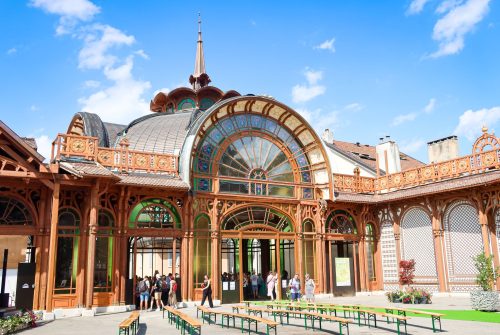 Besichtigung: Evian und die Wiedergeburt der Buvette Cachat