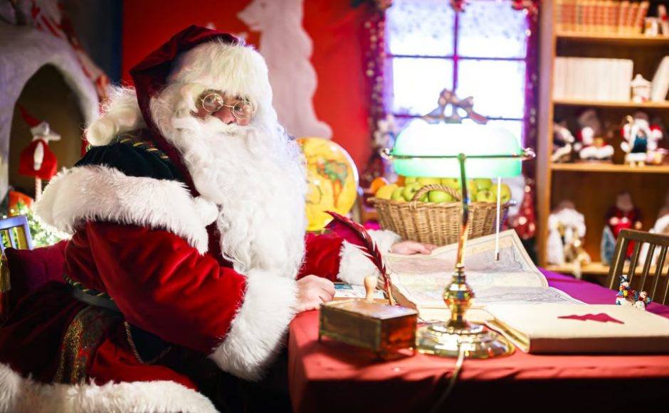 © Das Haus des Weihnachtsmanns in Rochers-de-Naye_Montreux - MOB